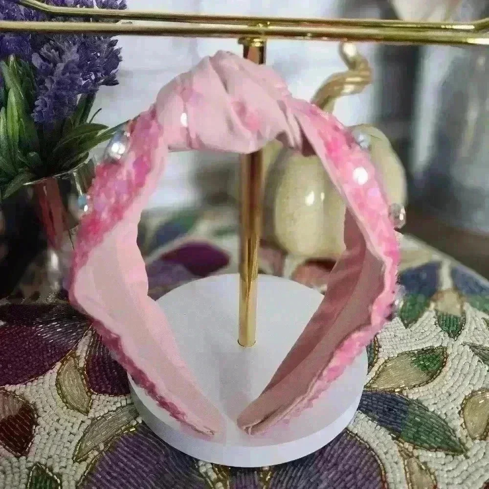 🩷💕 Oh So Pretty "Mama" headband - Picture 4 of 5